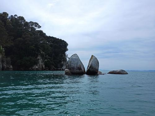 2022-10-24-Abel-Tasman-day-hike-003 1