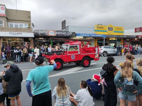 2022-12-02-Parade-13 1