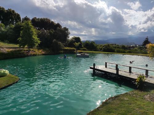 2022-12-10-Noah-eot-party-021 1