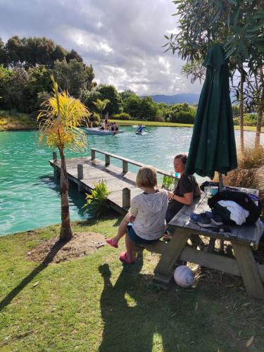 2022-12-10-Noah-eot-party-023 1