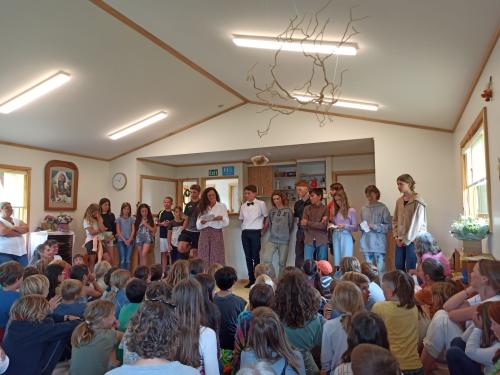 2022-12-16-farewell-assembly-09 1