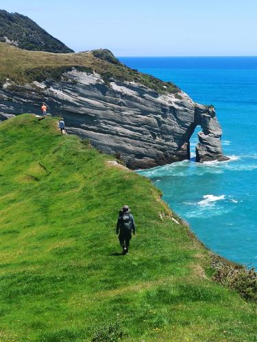 2022-12-28-Wharariki-25 1