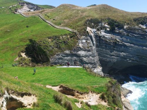 2022-12-28-Wharariki-33 1