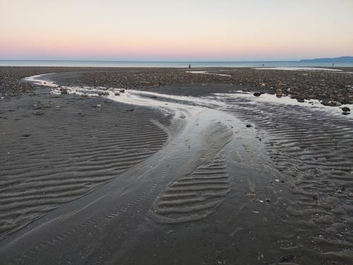 2023-01-01-Golden-Bay-08 1