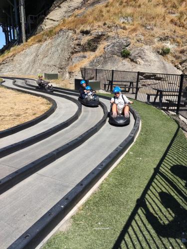 2023-01-24-Queenstown-02 1